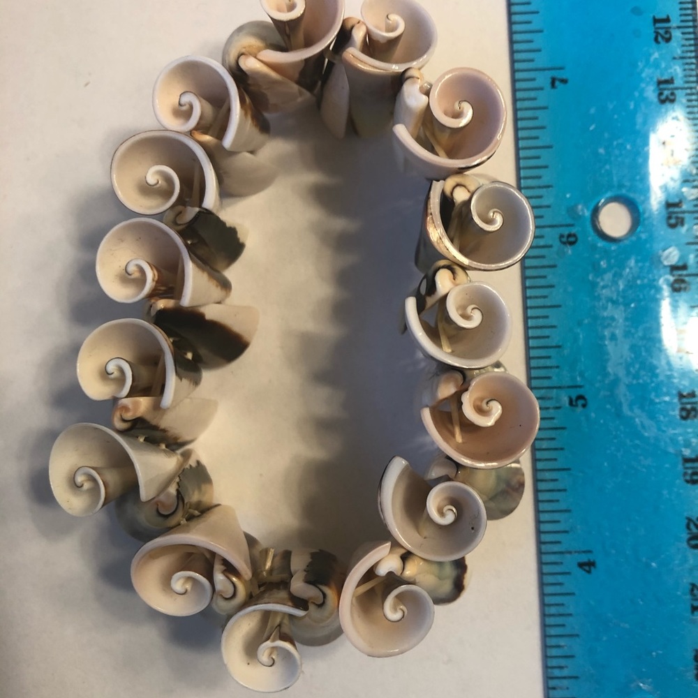 Shell bracelet - Picture 6 of 6